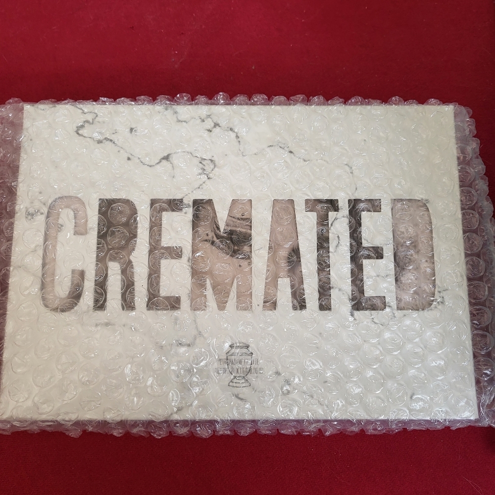 Cremated eyeshadow palette NEW Jeffree Star